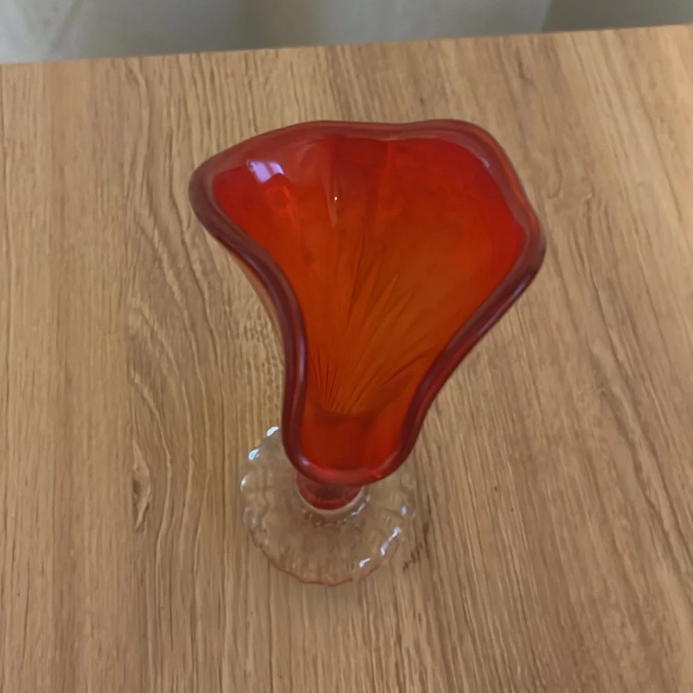 VTG Red Twisted Vase